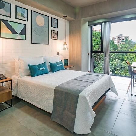 Loft 32 Medellin Living Aparthotel Екстериор снимка