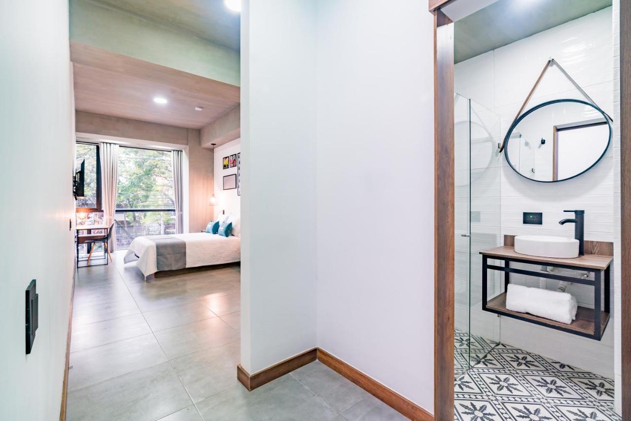 Loft 32 Medellin Living Aparthotel Екстериор снимка