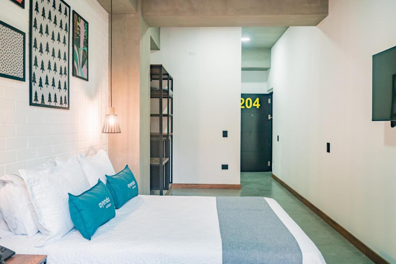 Loft 32 Medellin Living Aparthotel Екстериор снимка
